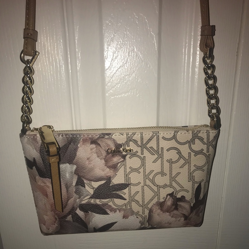 Calvin Klein crossbody